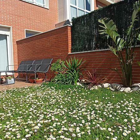 Bajo Con Jardin Privado Lägenhet Santander Exteriör bild