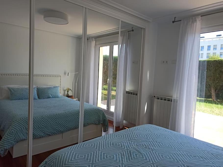 Bajo Con Jardin Privado Lägenhet Santander Exteriör bild