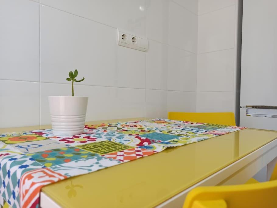 Bajo Con Jardin Privado Lägenhet Santander Exteriör bild