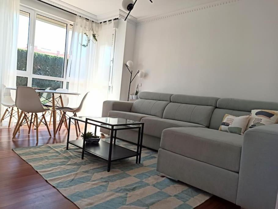 Bajo Con Jardin Privado Lägenhet Santander Exteriör bild